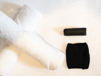 アンジー(Angie)/ボディトリートメントのお着替え