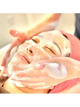 サロンドペオニー 川内店(salon de peony)/毛穴　小顔　フェイシャル