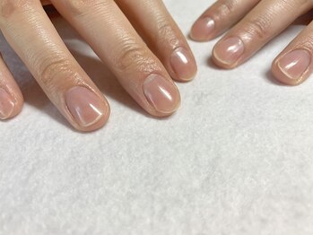 サロンドフォーエイチ(salon de 4H)/新郎のハンドケア