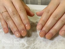 ネイルドール(Nail Doll)/シアーカラーのシンプルネイル