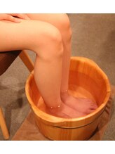 リラクゼーションエステナオ(nao)/【足湯】アロママッサージの前に