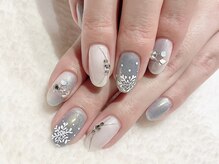 ブレスネイル(brace Nail)/雪の結晶とマグネットネイル