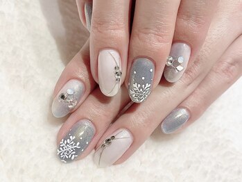ブレスネイル(brace Nail)/雪の結晶とマグネットネイル