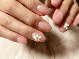 ぷっくりフラワーネイル