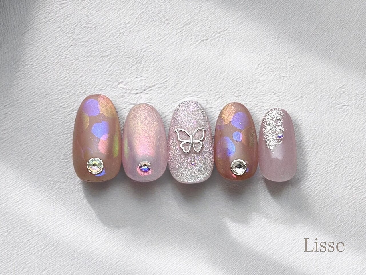 2025年-2026年冬トレンド】オーロラのネイルデザイン集｜人気順｜4