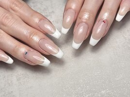 王道×フレンチネイル