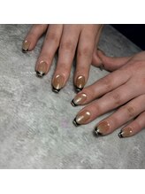 サロン ド ルネ(Salon de Lune)/