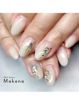 マカナ(Makana)/ホワイトグレージュネイル