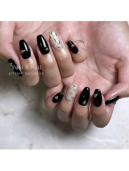 ユキ エス ネイル(Yuki.S.Nail)/ジェルネイル ビジューデザイン