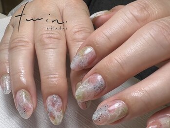 ツイン(twin.)/ニュアンスフリーデザイン