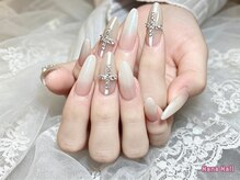 ナナネイル(Nana Nail)/【上品ワンホン×クロスネイル】