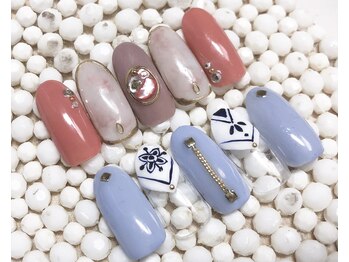 14番：選べる定額ジェルネイル