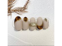 ドットビー(.Bee)/