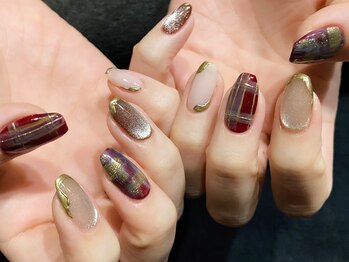 スワッグ(SWAG)の写真/【[ハンド]付け放題90min～】SWAGの付け放題メニューで指先を華やかに！自分だけのスタイルを楽しんで♪