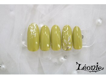 レオニー(Leonie)/シンプルリーフデザイン
