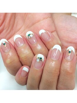 アイラッシュアンドネイル専門店 クラル(CURAR)/フレンチネイル￥7980