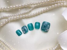 ウィズ フェリーク/夏のブルーフットネイル