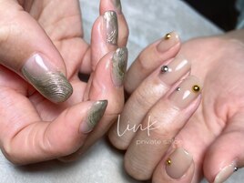 個性派　ニュアンスネイル