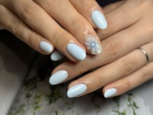 サロンドファン(salon de Fan)/水色ネイル♪フラワーデザイン