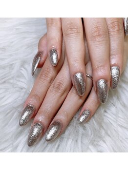 ピンクシルバーネイル