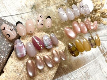 スリーラッシュアンドエルフネイル 折尾浅川店(threelash&elf.nail)の写真/北九州パラジェル認定！トレンドに合わせた定額デザインもご用意☆デザインに悩んでも大丈夫です◎