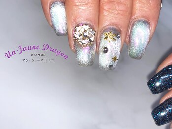 アン ジョーヌドラゴ/【自爪ネイル】雪の結晶ネイル