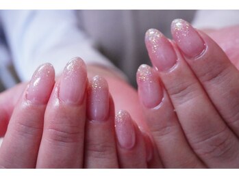 プチリリィ(Petit Lily)/繊細な輝きを指先に