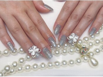 マグロ ネイルサロン/