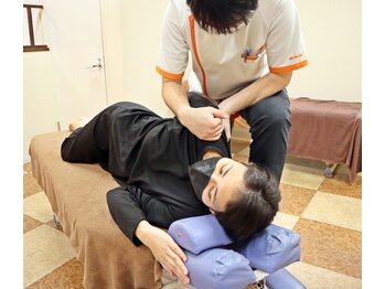 カラダファクトリー 伊勢原店/肩甲骨はがし