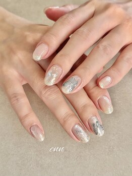 エン(enn)/モチーフ手描きデザイン♪