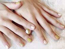 ブレスネイル(brace Nail)/おしゃれな幾何学ネイル
