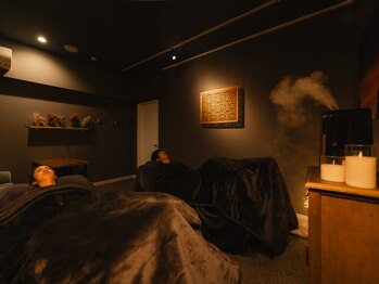 130°の癒し 山形本店の写真/ペアルームでプチリゾート気分★2人だけのプライベート空間で、頭・首・肩のデジタル疲労を解消！