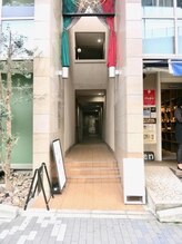 リノ(Lino)/サロン入口★