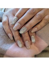 ブリリアントフェニックス(Brilliant Phoenix)/マグネットネイル×ミラーネイル