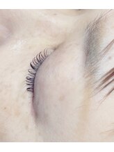 クローバー アキ(CLOVER.aki.)/目を閉じても可愛い