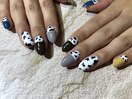 アニマル柄ネイル