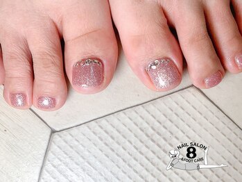ネイルエイト 新百合ヶ丘(nail8)/フットラインストーンでキラキラ