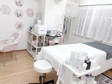 クリスタ/落ち着けるサロン