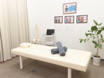 ナオル整体 札幌白石院(NAORU整体)/仕切りもあって清潔◎