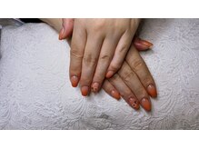 チェリーブロッサム(A CHERRY BLOSSOM)/グラデーションにお花のアート