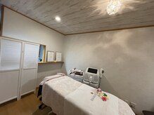 菜の花の雰囲気（完全予約制。ゆったりとした空間でおくつろぎいただけます。）