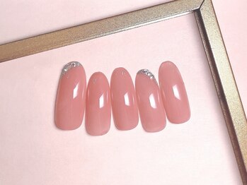 ベアトリーチェ 新宿西口(Beatrice)/マオジェルデザイン ¥9900~