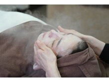 長年培ってきたノウハウで、お肌の悩みに合わせてご対応。