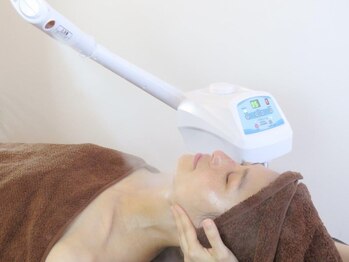 グリーンペリカン 晴療院(Green Pelican)/首元オイルはミスト付きコスパ◎