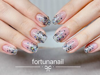 フォルトゥーナ 神田(Fortuna)/グレー黒ラメグラデーション