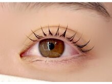 カジュアルエステ レジーア/束感まつげパーマ