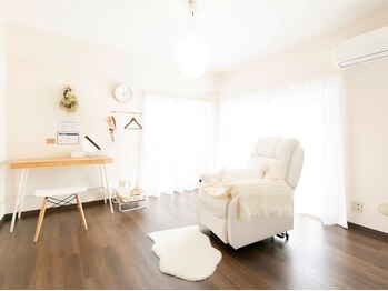 ムード アイルーム(mood -eye room-)の写真/【リラックスできる完全プライベート空間★】落ち着いた店内でリラックスしながら施術をお受け頂けます♪