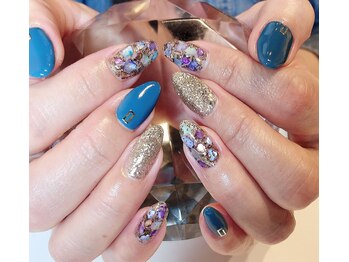 ジェイノヴァール(Jnovart)/