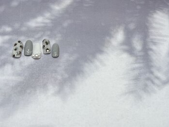 ツメトトノウ/7300円 上品アニマル(平松)