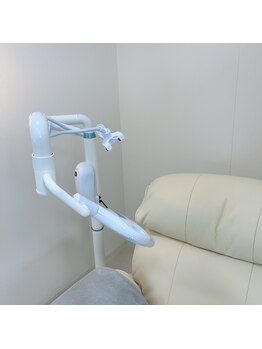 ホワイトニングショップ 島根店/照射中はスマホも触れます♪